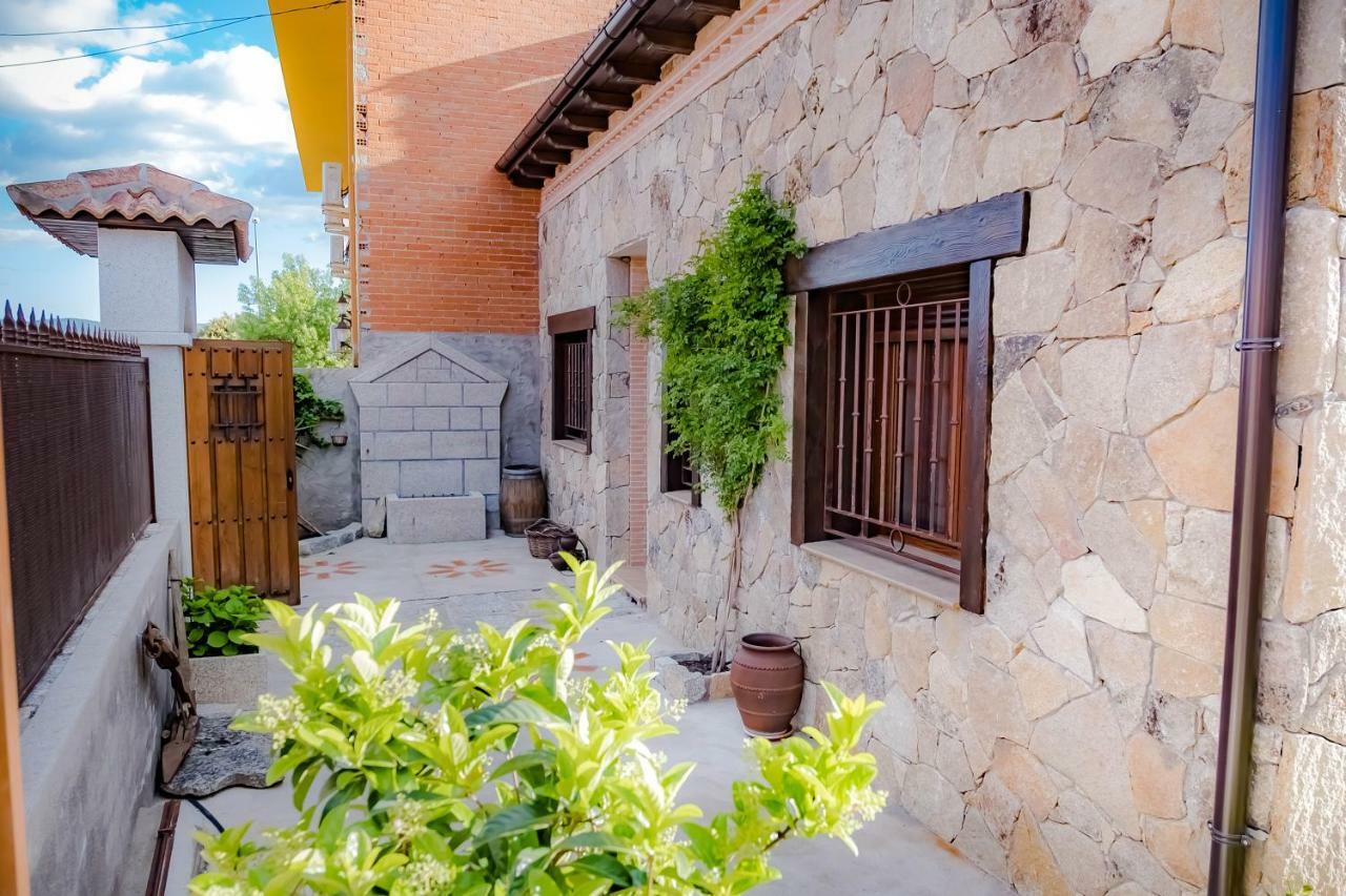 Casa Los 5 Canos Сотильо-де-ла-Адрада Экстерьер фото