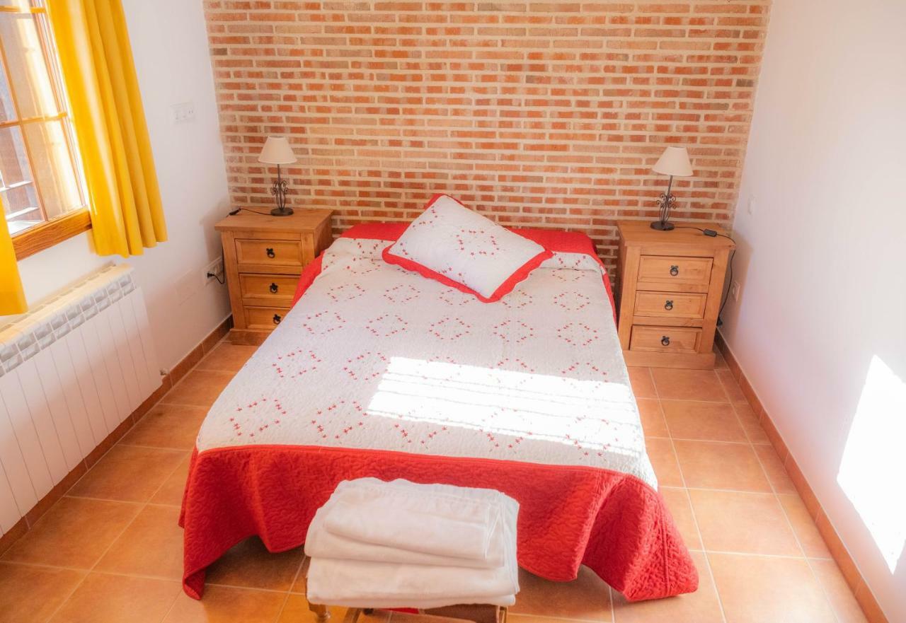 Casa Los 5 Canos Сотильо-де-ла-Адрада Экстерьер фото